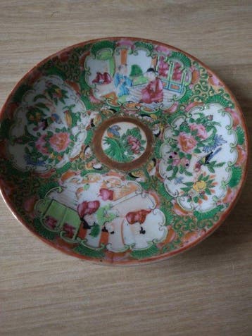 Tasse et soucoupe - Faïence - Médaillon rose