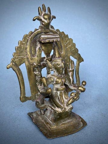 sculptuur, Mahisuramardin, la forma di Durg che trionfa, Antiek en Kunst