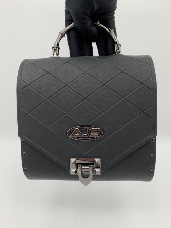 Handtas classic black handbag, Autos : Pièces & Accessoires, Autres pièces automobiles, Enlèvement ou Envoi