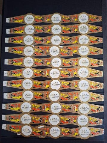 Themacollectie - 6800 sigarenbandjes, Antiquités & Art, Antiquités | Jouets