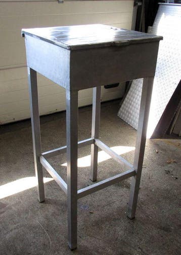 Tafel, Schrijfblad, B51,5 x D53 x H119cm, Aluminium, Nieuw in verpakking