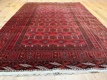 Tapis exclusif fait à la main de Boukhara – motif Tekke-Gül