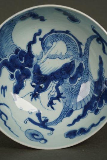 Kangxi (1662-1722) - Kom - Continuous Large Dragon Chasing