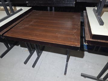 (96x) Houten tafels, Nieuw in verpakking