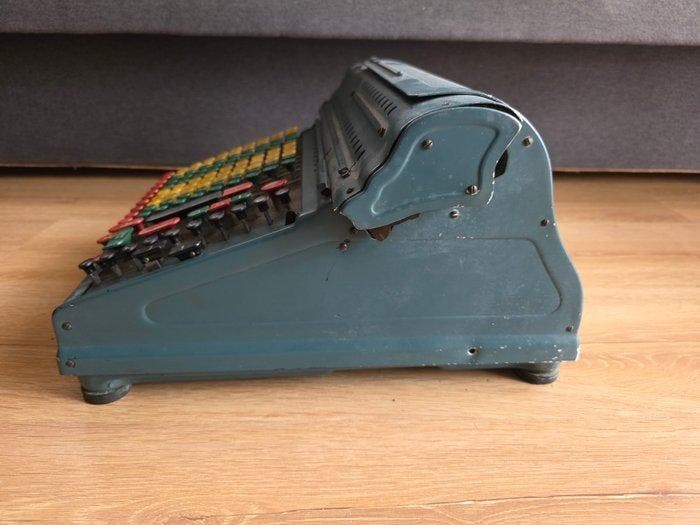 Marchant ACT10 - Rekenmachine - 1940-1950, Antiquités & Art, Art | Objets design