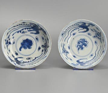 Schotel (4) - Chinese Ko-Sometsuke porcelain blue and white