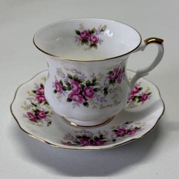 Koffie- en theeservies (12) - Beenderporselein - High Tea -