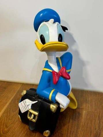Disney - Beeldje - Donald Duck figurine avec valise - Hars, Nieuw