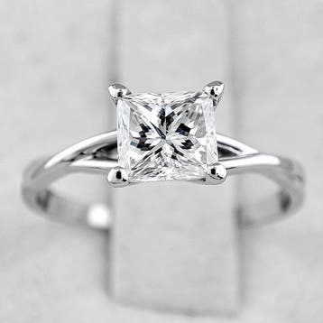 Ring - 14 karaat Witgoud, D/VS2 - 0.94ct. tw. Diamant