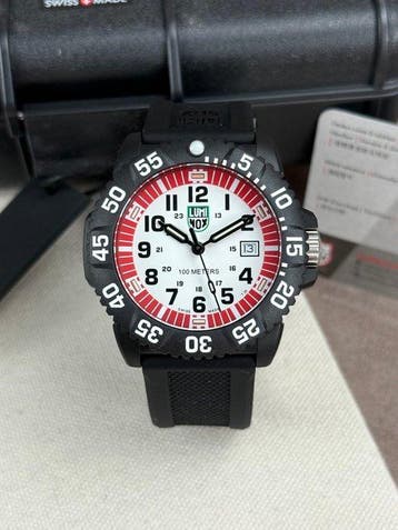 Luminox - Sea Lion Date white - Zonder minimumprijs -