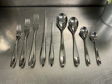 Mepra Inox Italy Forma - servies in meerdere setjes, Maison & Meubles, Cuisine | Vaisselle, Ophalen of Verzenden, Compleet servies