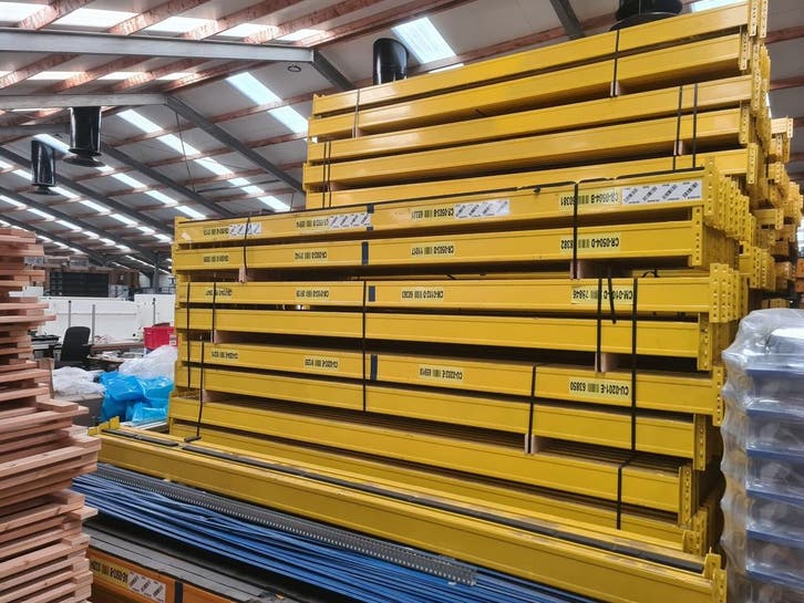 Jungheinrich Esmena palletstelling 1100mm diep gebruikt, Zakelijke goederen, Kantoor en Winkelinrichting | Magazijn, Stelling en Opslag