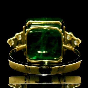 Ring - 14 karaat Geel goud - 7.55ct. tw. Smaragd - Diamant