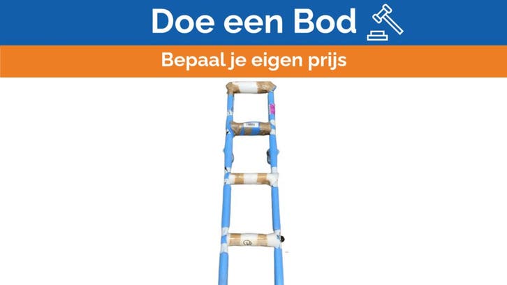 Bieden: Beneteau stainless steel 4 steps ladder - 253363, Sports nautiques & Bateaux, Accessoires navigation, Enlèvement ou Envoi