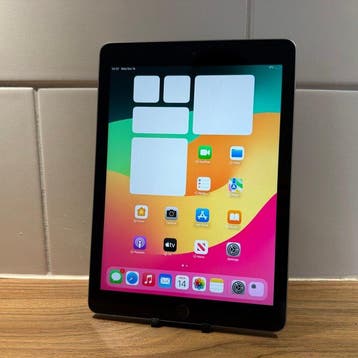 Apple iPad (6th Generation) 128GB Wifi - Mobiele telefoon, Nieuw