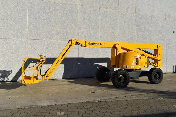 Veiling: Knikarmhoogwerker Haulotte HA20PX Diesel 20m 2007, Articles professionnels, Machines & Construction | Ascenseurs, Échafaudages & Échelles