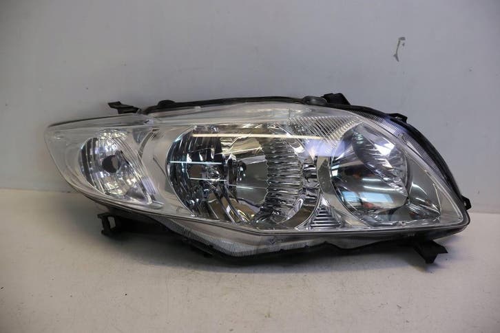 lamp rechtsvoor EU Toyota Corolla E15 Sedan, Autos : Pièces & Accessoires, Éclairage, Envoi