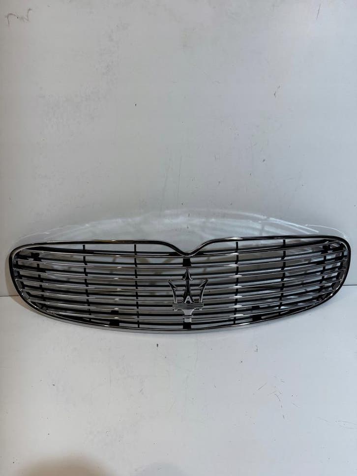 Maserati Quattroporte bovenste grille / maskering, Autos : Pièces & Accessoires, Carrosserie & Tôlerie, Envoi