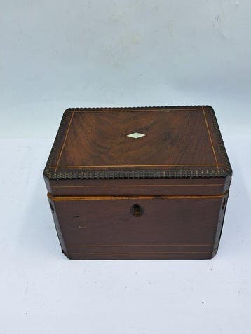 Boîte/pot à thé - Avec couvercle intérieur - Bois - Ancienne