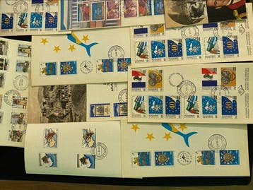 Collectie van memorabilia - Wereldverzameling met FDC,