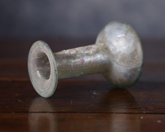 Oud-Romeins Glas Unguentarium - 10.3 cm, Verzamelen, Mineralen en Fossielen