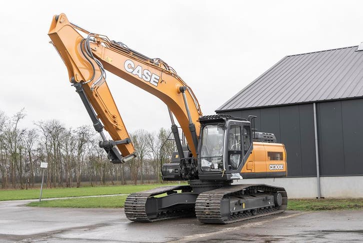2023 CASE CX 300 E - Rupsgraafmachine - Nieuw, Articles professionnels, Machines & Construction | Grues & Excavatrices
