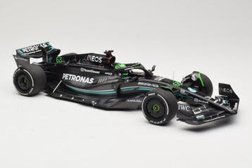 Minichamps 1:18 - Model raceauto - Mercedes-AMG Petronas F1, Nieuw