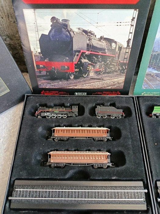 Atlas Z - Modeltrein (3) - Atlas Editions Minitrains 1/220 -, Antiek en Kunst, Antiek | Speelgoed