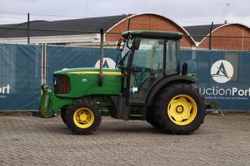 Veiling: Tractor John Deere 5615V Diesel 90pk, Ophalen