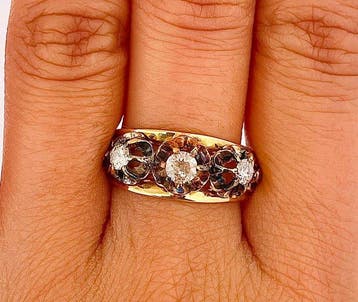 Zonder minimumprijs - Ring - 9 kt. Geel goud, Zilver Diamant, Nieuw