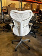 Ergonomische Bureaustoel, Herman Miller Mirra 2 full option, Verzenden, In hoogte verstelbaar, Zo goed als nieuw