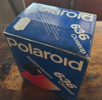 Polaroid 636 CloseUp Instant Film Camera - With Original