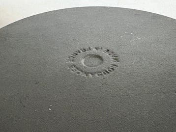 Poêle - COUSANCE ( LE CREUSET ) très belle grande cocotte