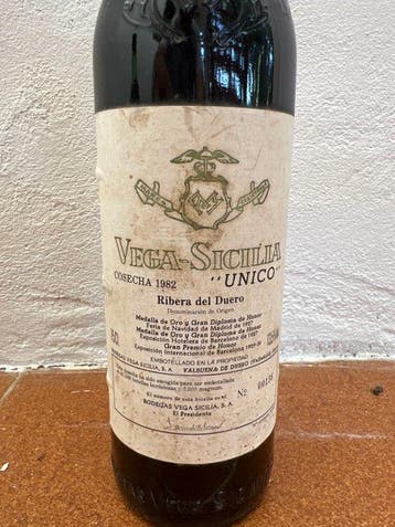 1982 Vega Sicilia, Único - Ribera del Duero Gran Reserva - 1, Collections
