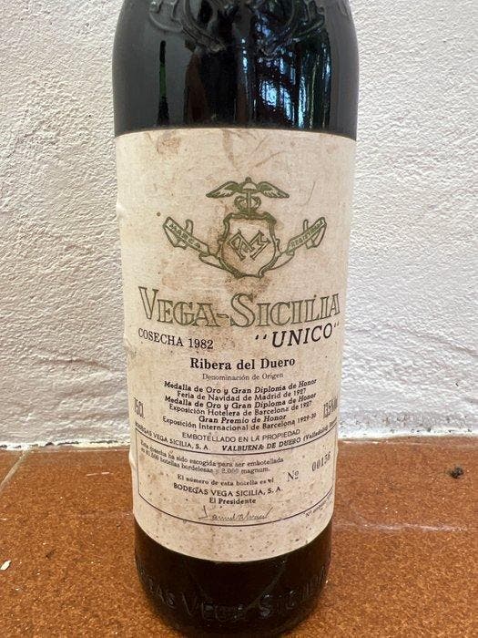 1982 Vega Sicilia, Único - Ribera del Duero Gran Reserva - 1, Collections, Vins
