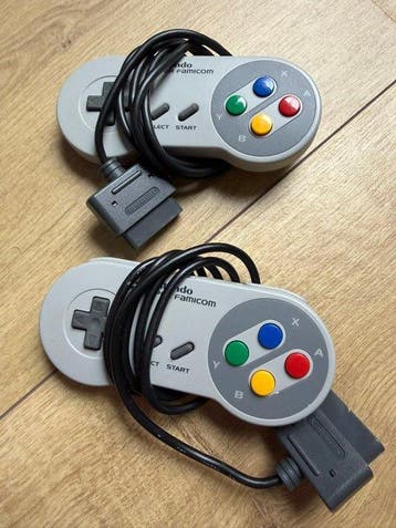 Nintendo - Super Famicom (Japanese SNES) - Super Famicom CIB, Games en Spelcomputers, Nieuw