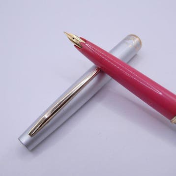 Sailor - Sailor Fountain Pen Red & Silver 18K Gold Nib Japan, Nieuw