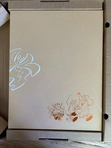Astérix T40 - LIris blanc - Artbook - C + emboîtage - 1, Boeken, Stripverhalen, Nieuw