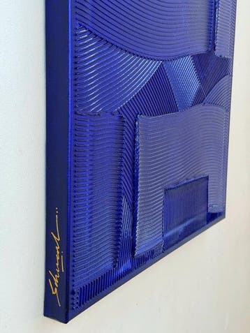 Sarah Schwarzl - Frequency ULTRAMARINE (Frame included)