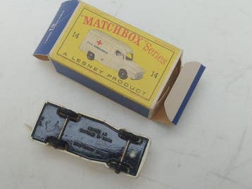 A Lesney Product Matchbox 1-75 Regular Wheels Series 1:76
