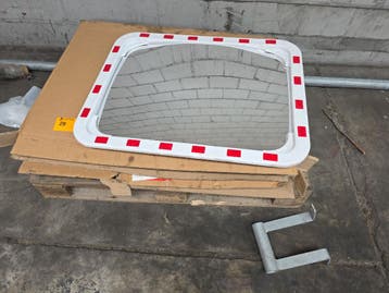 (2x) Parabool spiegels Euvex, Nieuw