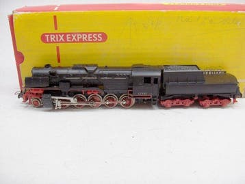 Trix International H0 - 2415 - Locomotive à vapeur avec, Nieuw