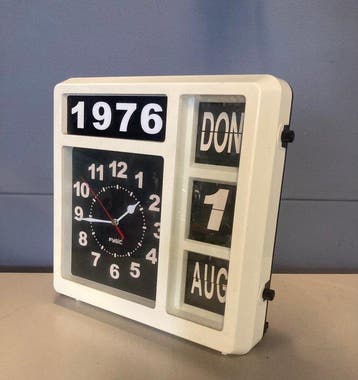 Staande klok - kunststof - 2020+ - Fysic Jumbo analogue Klok