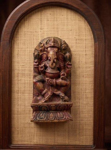 Bloksnijwerk, Handgeschnitztes Ganesha Holzrelief, Indien,
