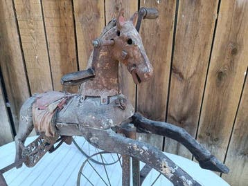 Jouet France - Jouet Magnifique tricycle cheval Authentique