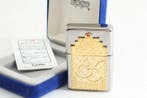 Zippo 65th Anniversary 1932–1997 Emblem Lighter w/ Box 1997, Verzamelen, Nieuw
