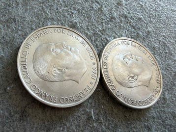 Spanje. Francisco Franco. 100 Pesetas 1966 (Lote de 2