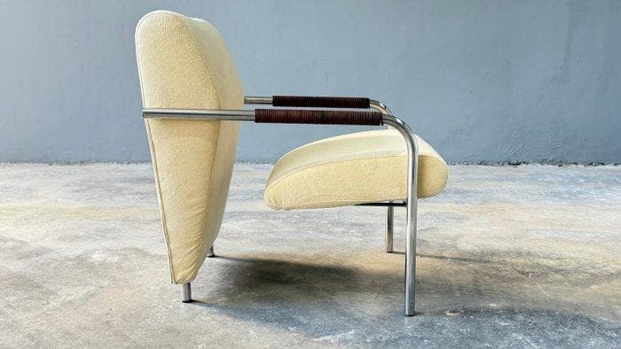Zanotta - Andrea Branzi - Fauteuil - Niccola - Polyester -, Antiquités & Art, Art | Objets design