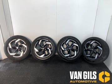 Sportvelgenset + banden Nissan Juke O322460, Nieuw