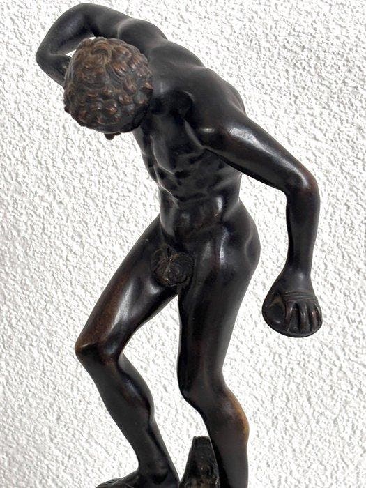 Grand Tour - sculptuur, tanzenden Fauns mit Zimbeln - 35 cm, Antiek en Kunst, Antiek | Keramiek en Aardewerk